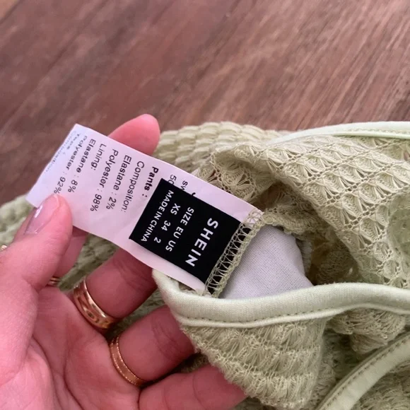 Long Sleeve Summer Green Crop Top with Ties - Picture 7 of 9